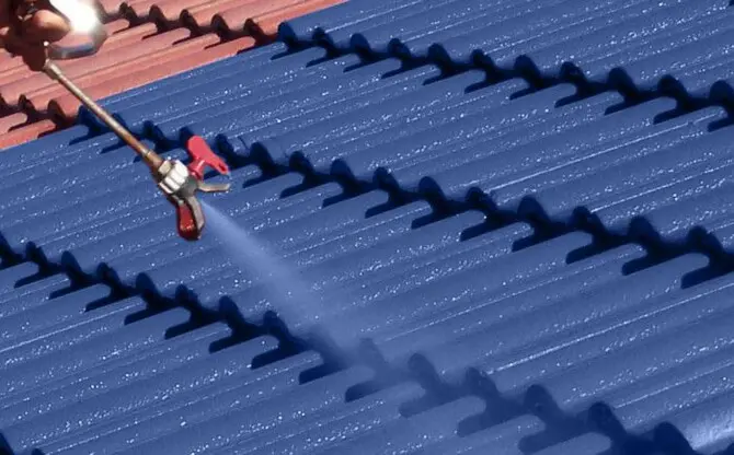 Peinture de toiture à Angoulême Royan Charente Charente-Maritime